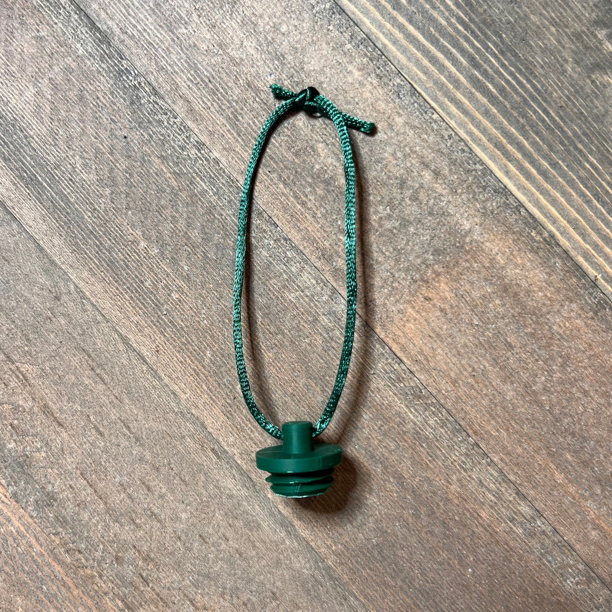 Hanging Plugs (Standard Size)
