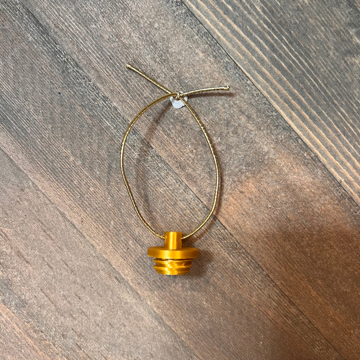 Hanging Plugs (Standard Size)