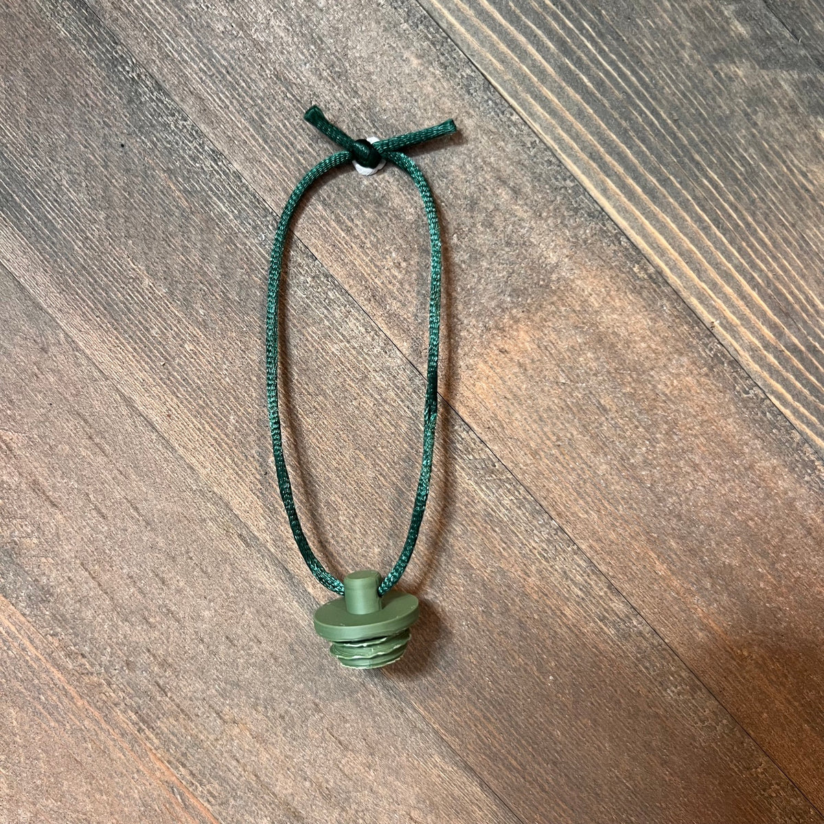 Hanging Plugs (Standard Size)