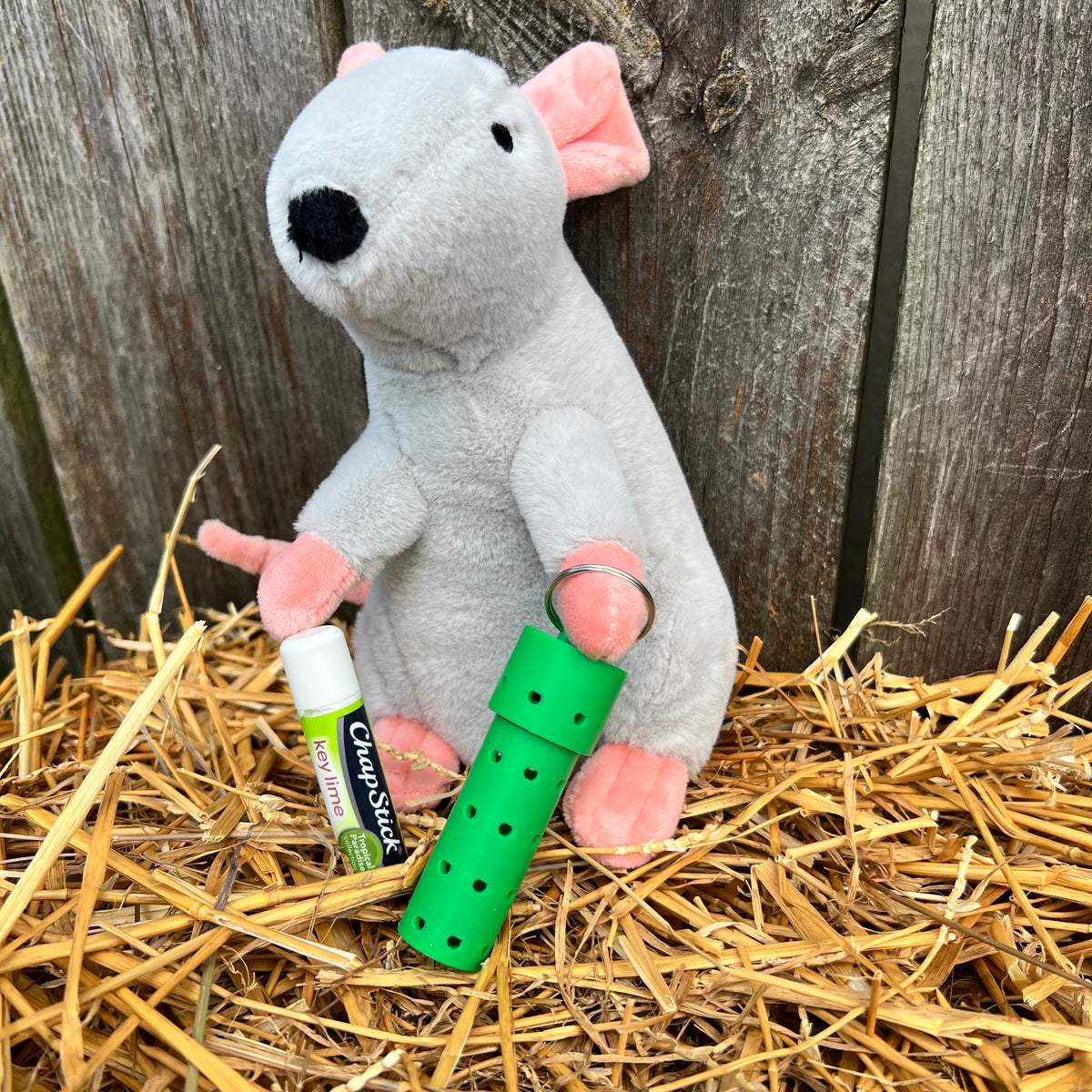Barnt Hunt Tube Chapstick Holder/Hide