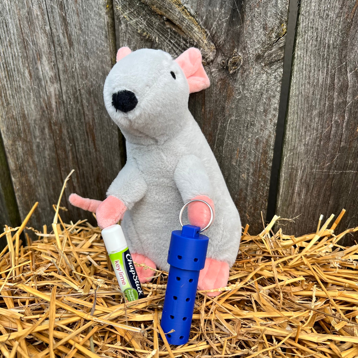Barnt Hunt Tube Chapstick Holder/Hide