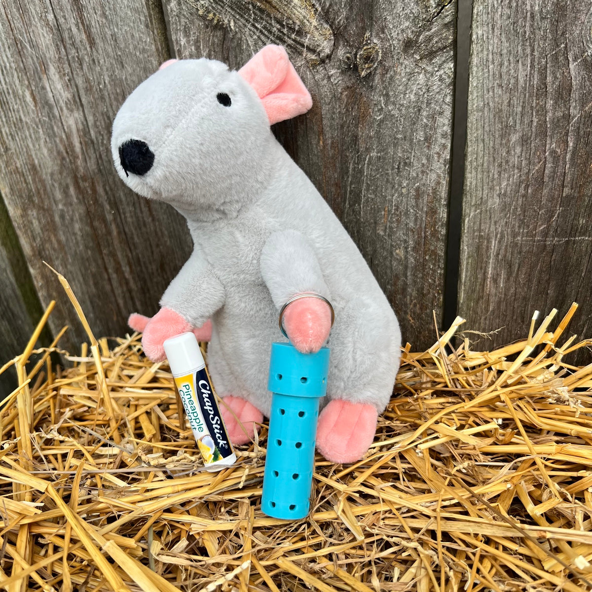 Barnt Hunt Tube Chapstick Holder/Hide